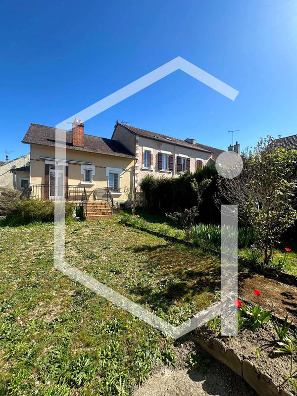 Maison - 80 m² - 4 pièces