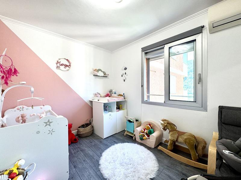 Appartement - 86 m² - 4 pièces