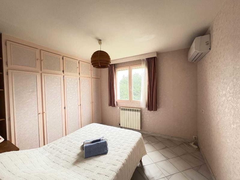 Villa - 150 m² - 5 pièces