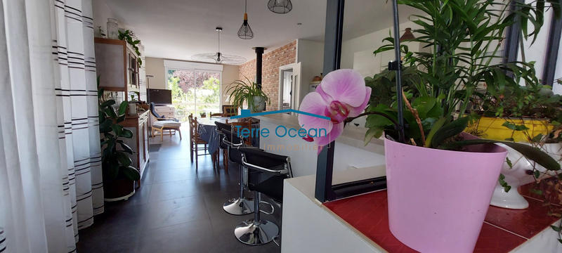 Maison - 151 m² - 6 pièces