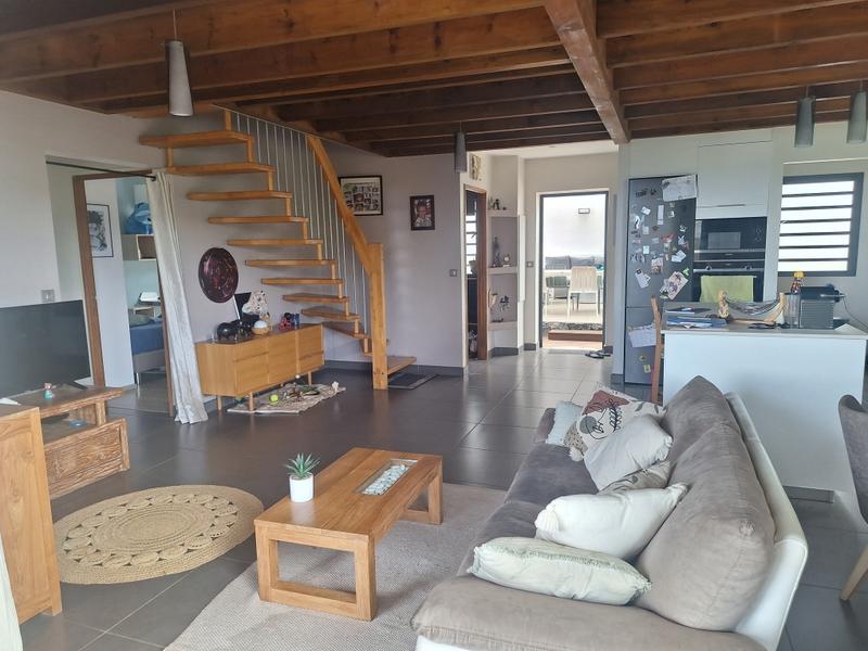 Maison - 107 m² - 5 pièces