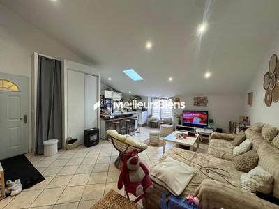 Appartement ancien - 92 m² - 3 pièces