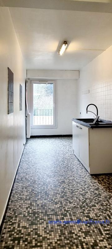 Appartement - 75 m² - 3 pièces