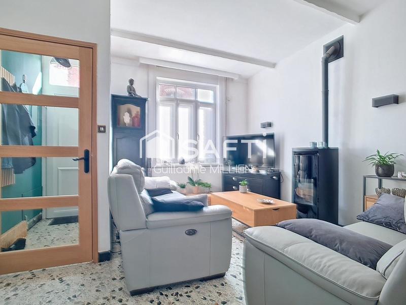 Maison - 90 m² - 5 pièces