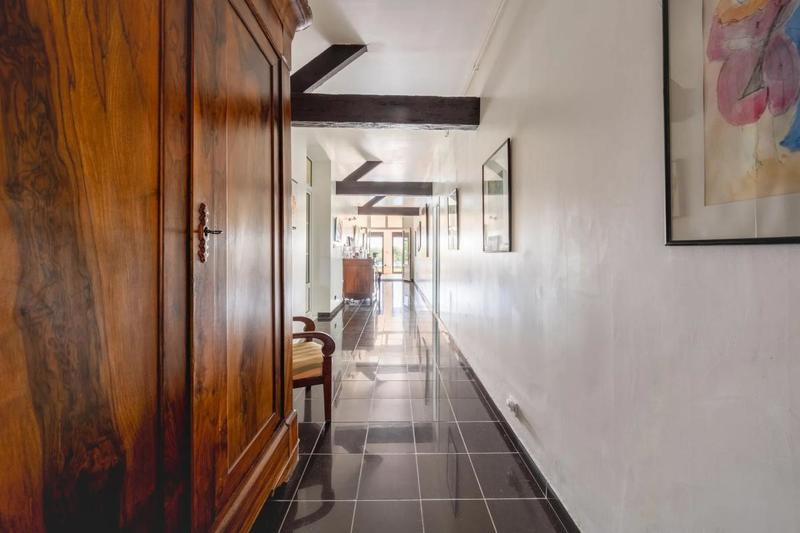 Maison de maîtres - 400 m² - 9 pièces