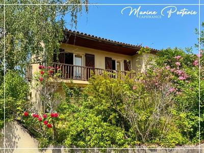 Maison - 98 m² - 4 pièces