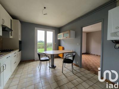 Maison - 97 m² - 4 pièces