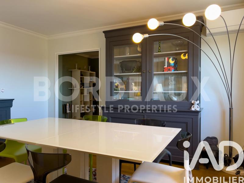 Appartement - 92 m² - 4 pièces