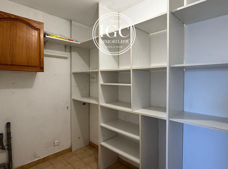 Appartement - 85 m² - 5 pièces