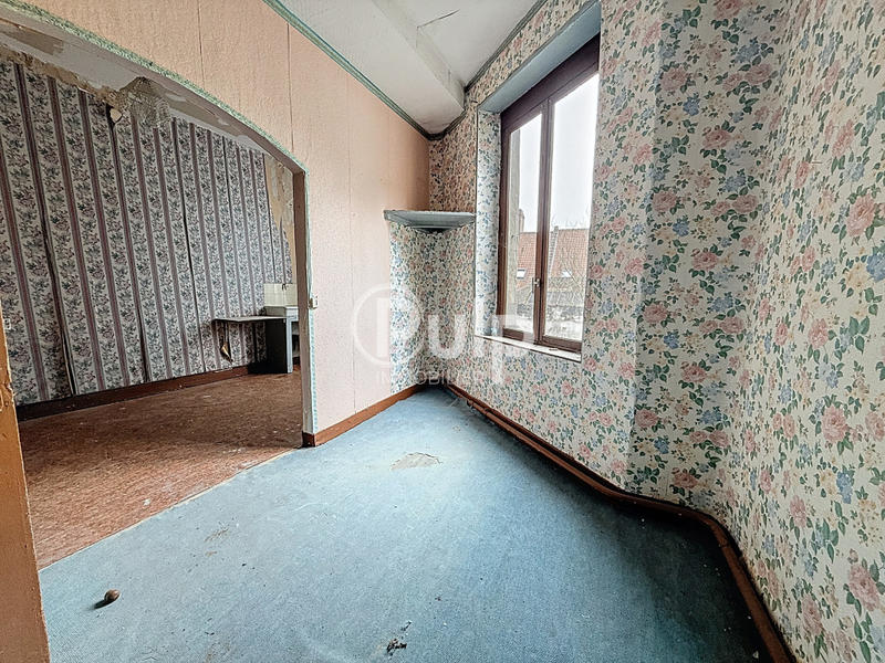 Maison - 200 m² - 12 pièces