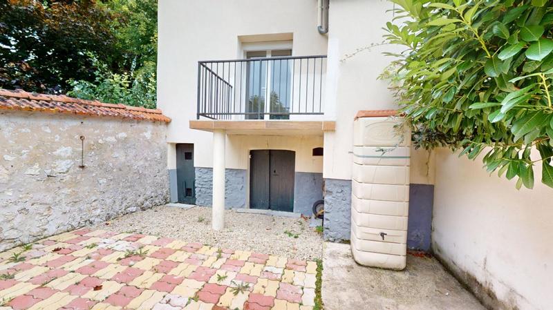 Maison - 229 m² - 7 pièces