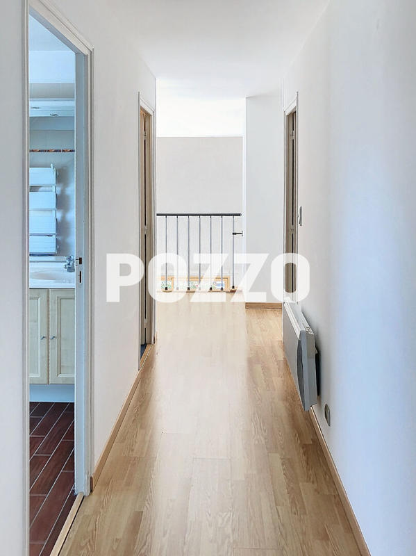 Maison - 167 m² - 7 pièces