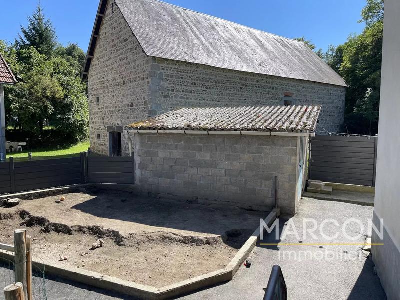 Maison - 90 m² - 5 pièces