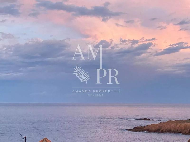 Villa - 200 m² - 6 pièces