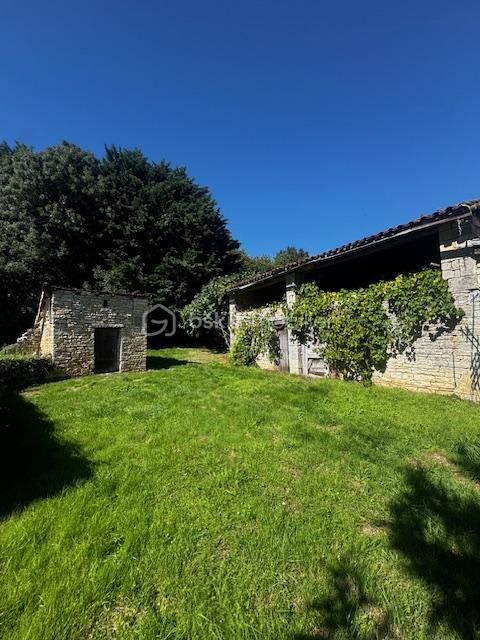 Maison de village - 100 m² - 6 pièces