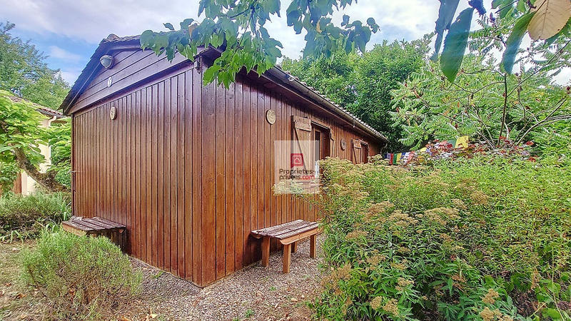 Maison - 151 m² - 6 pièces