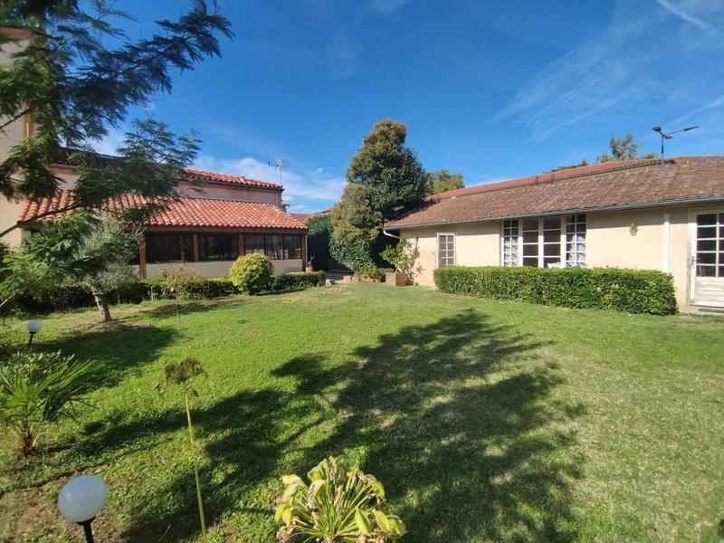 Maison de ville - 180 m² - 5 pièces