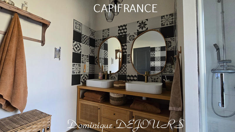 Maison - 184 m² - 7 pièces