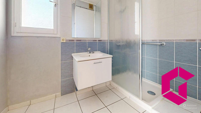 Appartement - 92 m² - 5 pièces