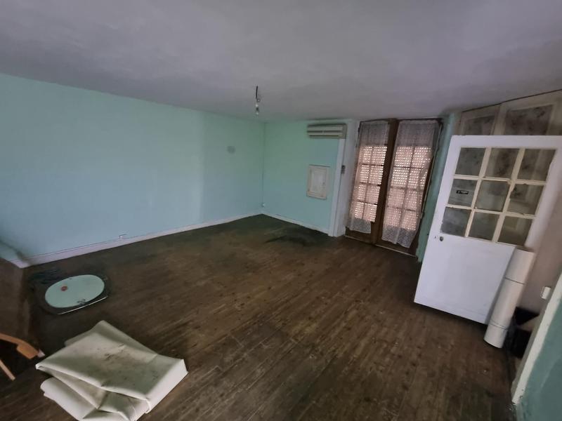 Maison - 266 m² - 5 pièces