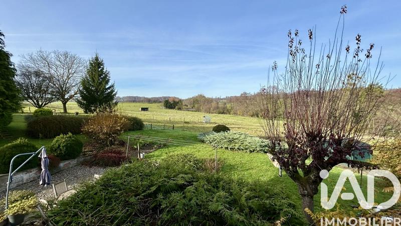 Maison - 141 m² - 8 pièces