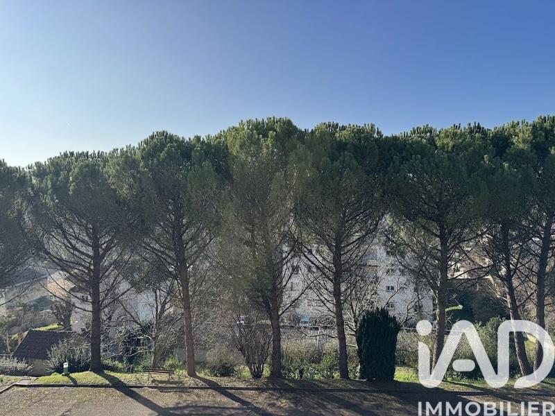 Appartement - 61 m² - 2 pièces