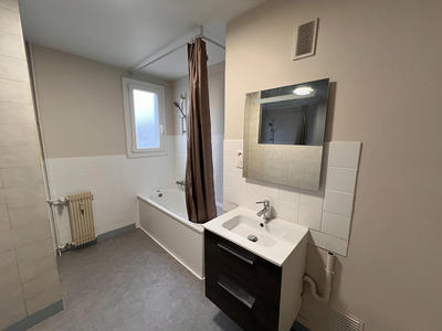 Appartement - 67 m² - 4 pièces