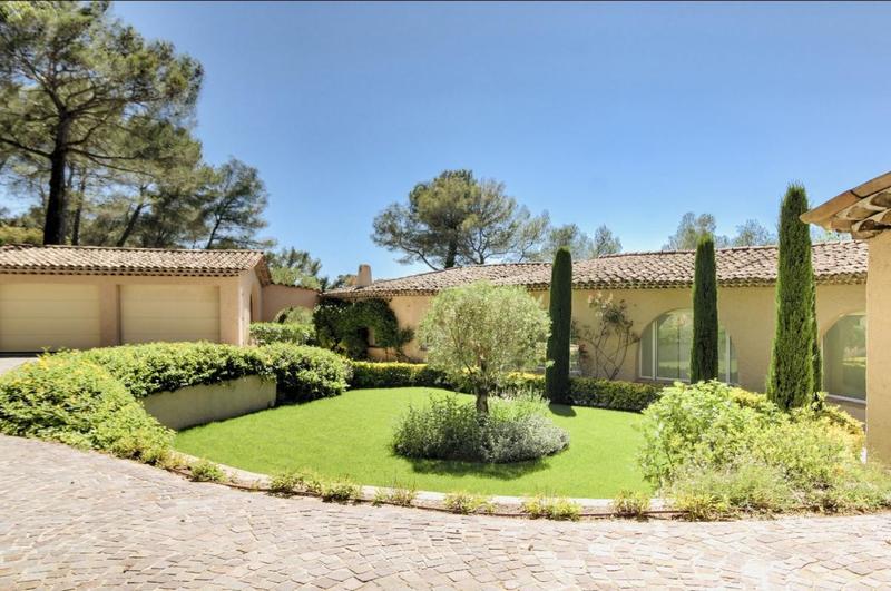 Villa - 540 m² - 13 pièces