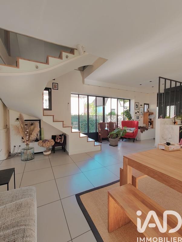 Maison - 156 m² - 6 pièces