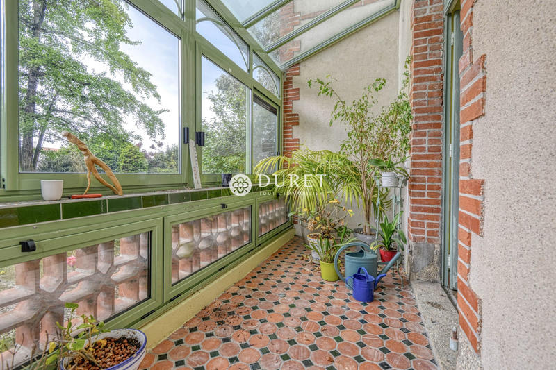 Maison - 214 m² - 10 pièces