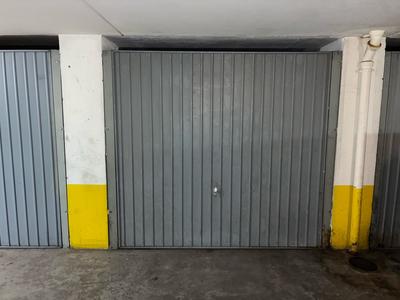Parking / Garage - 12 m²