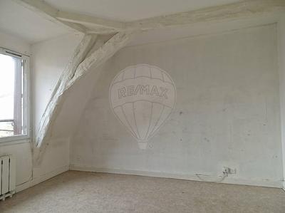 Immeuble - 214 m² - 6 pièces