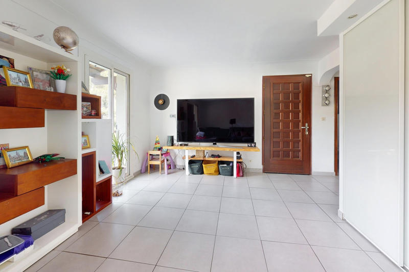 Maison - 190 m² - 6 pièces