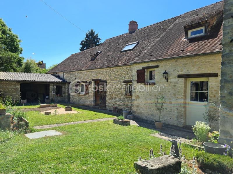 Maison - 250 m² - 11 pièces