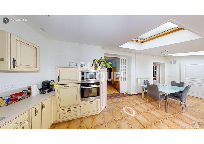 Maison de ville - 320 m² - 10 pièces