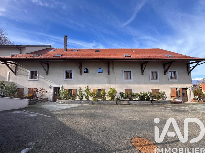 Appartement - 92 m² - 4 pièces