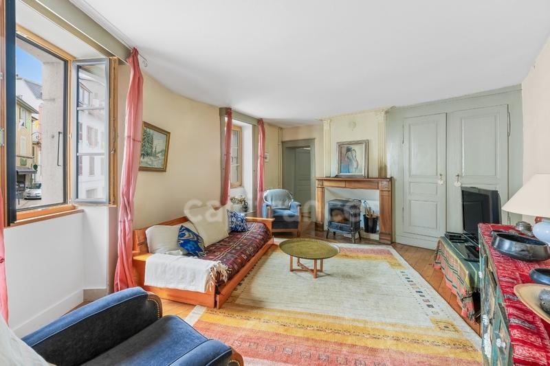 Maison de ville - 260 m² - 10 pièces