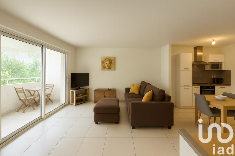 Appartement - 77 m² - 4 pièces