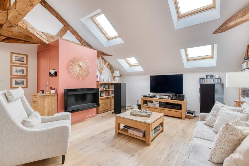 Appartement - 100 m² - 5 pièces