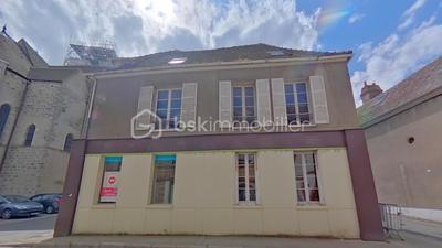 Immeuble - 303 m² - 9 pièces