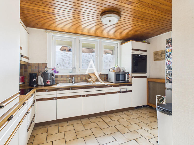 Maison - 104 m² - 5 pièces