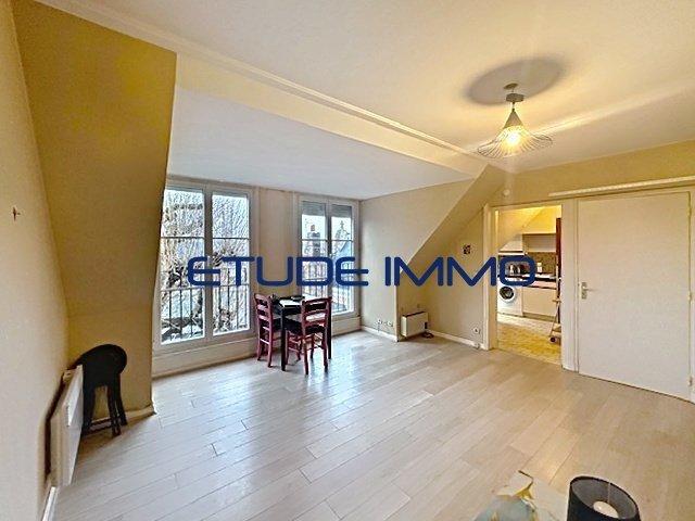 Studio - 32 m² - 3 pièces