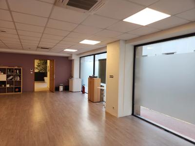 Local d'activités - 280 m² - 6 pièces