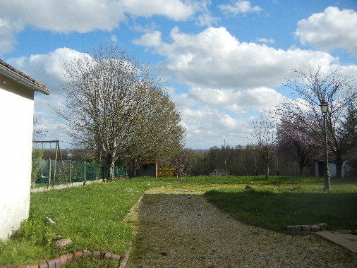 Maison - 290 m² - 9 pièces