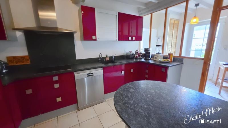 Maison - 165 m² - 6 pièces