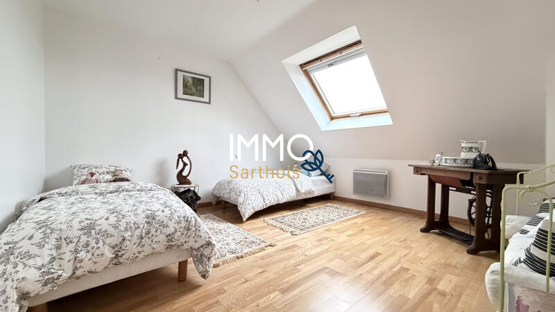 Maison - 174 m² - 6 pièces