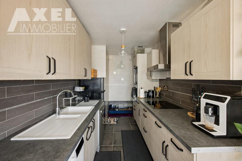 Appartement - 77 m² - 3 pièces