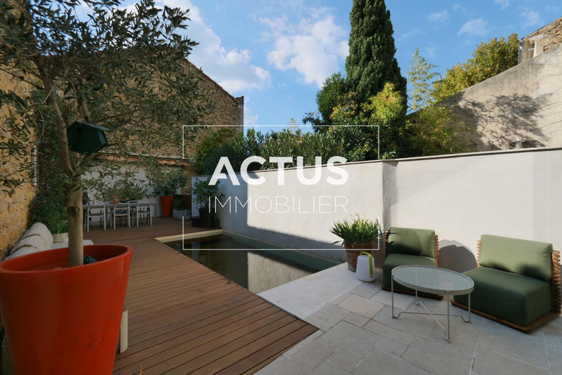 Maison - 182 m² - 7 pièces