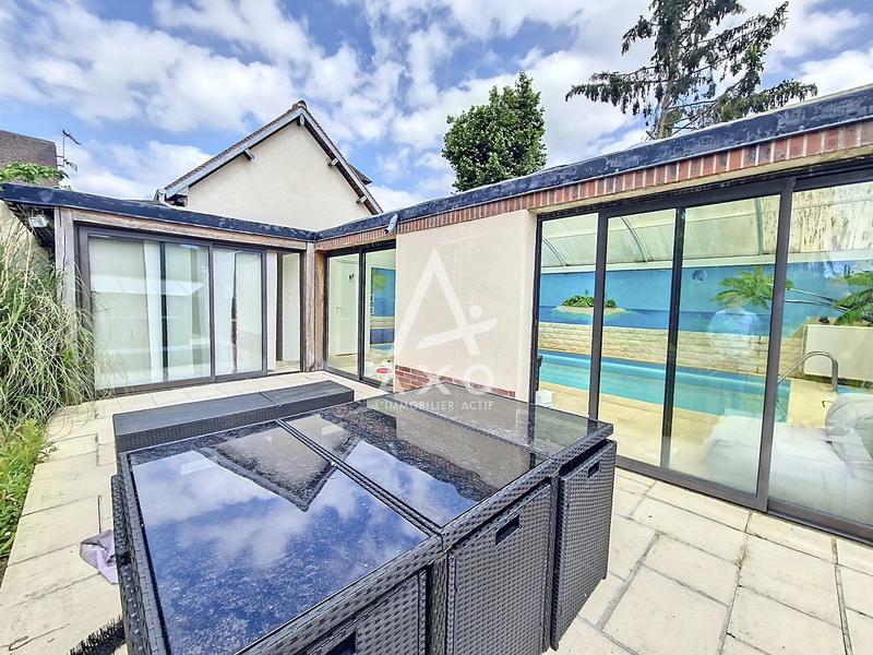 Maison - 143 m² - 7 pièces