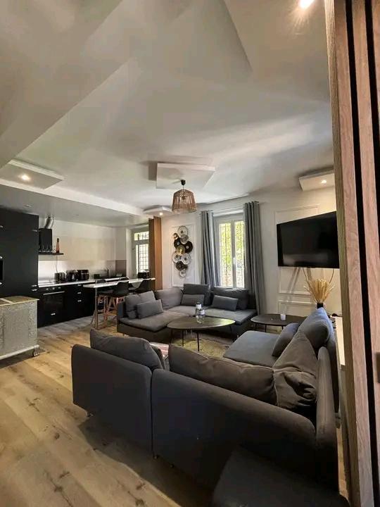 Appartement - 84 m² - 3 pièces